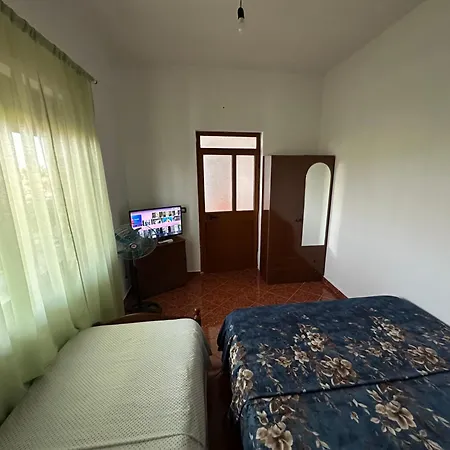 For Rent Vacation Krasniqi Pensión