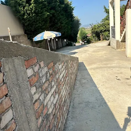 Pensión For Rent Vacation Krasniqi *